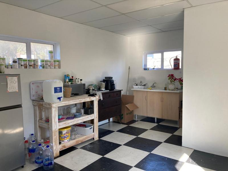 To Let Commercial Property for Rent in Walmer Eastern Cape